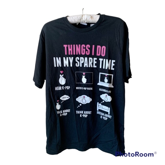 Black K-Pop T-shirt Size Medium Things I do in My Spare Time - Picture 1 of 13